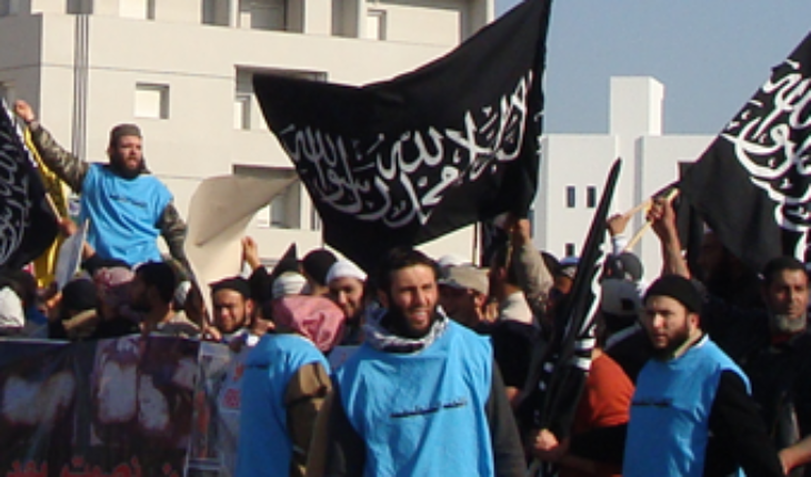 سوسيولوجيا التجمهر في العالم العربي… الإسلام السياسي وكرة القدم والموسيقى
