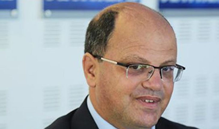 الرئيس المدير العام للشركة الوطنية للنقل بين المدن، المتهم بالفساد، يطرد الكاتب العام للنقابة لأنه كشفه