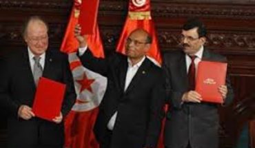 Le prix lourd de cette constitution où on change de gouvernement comme de culotte Le prix lourd de cette constitution où on change de gouvernement comme de culotte