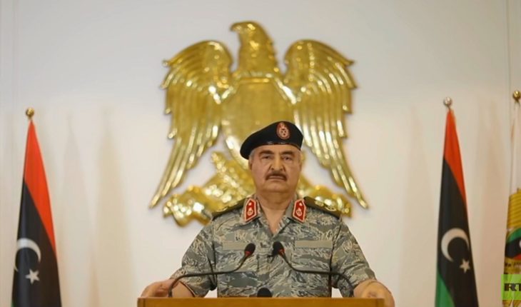 المشير خليفة حفتريؤكد أنه لن يتوقف عن محاربة المليشيات وطردها وتحرير العاصمة