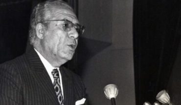 في ظل المصائب التي نعيشها و في ذكرى وفاة المرحوم الهادي نويرة ، ما أحوجنا اليوم إلى مثل هذه القامات في ظل المصائب التي نعيشها و في ذكرى وفاة المرحوم الهادي نويرة ، ما أحوجنا اليوم إلى مثل هذه القامات