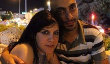 Il fallait voir Lina Ben M’henni se faire bastonner par les flics de Ali Laârayedh Il fallait voir Lina Ben M’henni se faire bastonner par les flics de Ali Laârayedh
