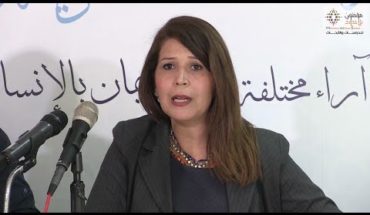 الباحثة زينب التوجاني: المؤسّسة الفقهيّة سَلَبَتْ العقل العربي الباحثة زينب التوجاني: المؤسّسة الفقهيّة سَلَبَتْ العقل العربي
