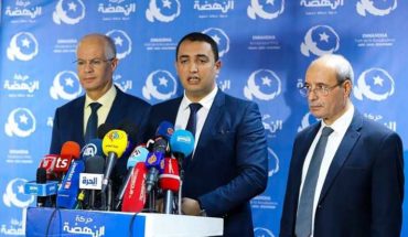 حركة النهضة الإخوانية متمسكة بحكومة وحدة وطنية لا تقصي أيّ طرف حركة النهضة الإخوانية متمسكة بحكومة وحدة وطنية لا تقصي أيّ طرف