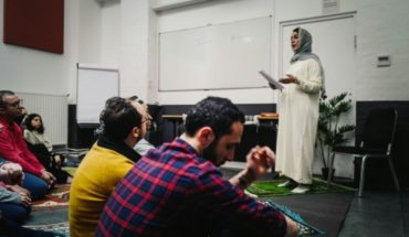 الإمامة كاهنة بهلول : الحجر الصحي والعلاقة مع الذات الإمامة كاهنة بهلول : الحجر الصحي والعلاقة مع الذات