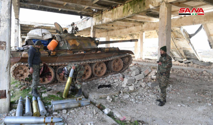 Syrie : En pleine débandade à Idlib, les radicaux fuient en laissant armes et munitions