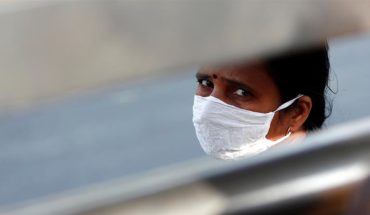 Covid-19 en Inde : Un homme confiné court nu en pleine rue et mord une vieille dame à mort Covid-19 en Inde : Un homme confiné court nu en pleine rue et mord une vieille dame à mort