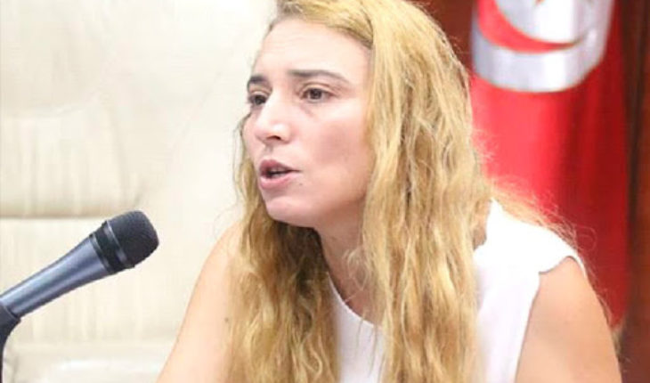 يا شيراز ، يا بنت لَعْتِيري ، كِيفْ ما تقْراشْ رَجَّعْ كتُبْ الناس