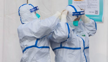 Des dermatologues, des rhumatologues et radiologues offrent 3750 combinaisons de protection contre le Covid 19 à cinq hôpitaux Des dermatologues, des rhumatologues et radiologues offrent 3750 combinaisons de protection contre le Covid 19 à cinq hôpitaux