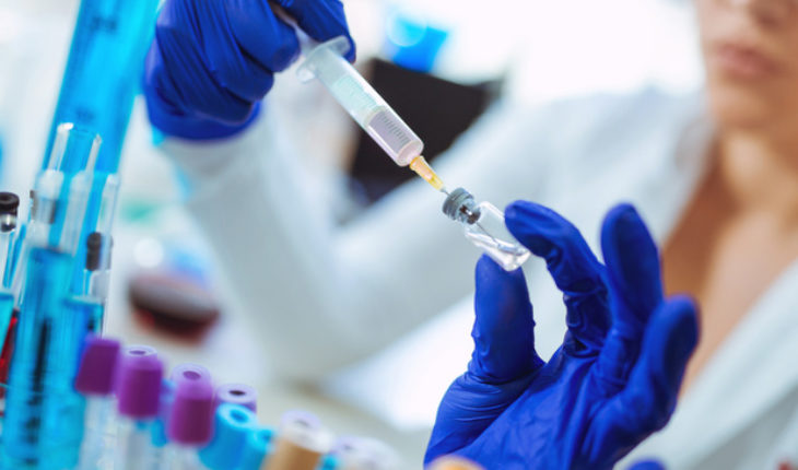 La Russie entame les essais cliniques de médicaments contre le covid-19