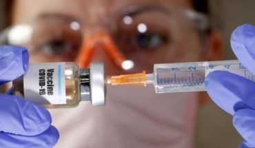 نقابة العلميين المصرية تعلن إنجاز 75% من أبحاث إنتاج لقاح مصري لـفيروس كورونا نقابة العلميين المصرية تعلن إنجاز 75% من أبحاث إنتاج لقاح مصري لـفيروس كورونا