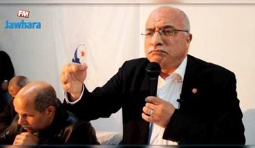 الإخواني الخامج عبد الكريم الهاروني يهدد الشباب المحتج بماء الفرق الإخواني الخامج عبد الكريم الهاروني يهدد الشباب المحتج بماء الفرق