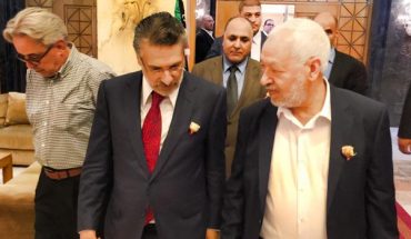 الجامعة العامة للإعلام تحذر من تحويل المؤسسات الإعلامية إلى دكاكين ترويج الخطاب المتطرف و دكاكين للمال الفاسد الجامعة العامة للإعلام تحذر من تحويل المؤسسات الإعلامية إلى دكاكين ترويج الخطاب المتطرف و دكاكين للمال الفاسد