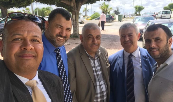 لطفي العبدلي ، صاحب نظرية القلصون ، في أحضان الإخوانجية