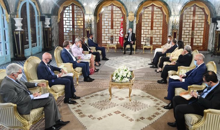إيطاليا تطلب من قيس سعيد الحدّ من ظاهرة الهجرة غير النظامية ومعالجة أسبابها العميقة إيطاليا تطلب من قيس سعيد الحدّ من ظاهرة الهجرة غير النظامية ومعالجة أسبابها العميقة