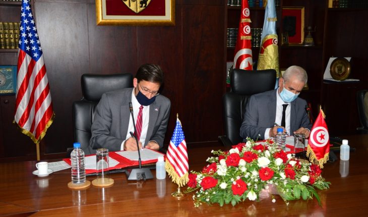 إمضاء وثيقة خارطة طريق لآفاق التعاون العسكري التونسي الأمريكي في مجال الدفاع بالنسبة إلى العشرية القادمة