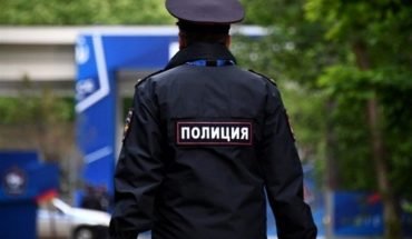 Russie : Un jeune homme de 16 ans poignarde un policier Russie : Un jeune homme de 16 ans poignarde un policier