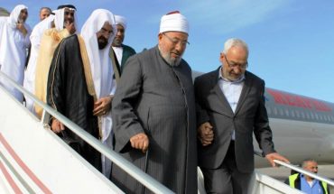 الغنوشي على خطى الإرهابي القرضاوي ، لا يعترف بالولاء للوطن الغنوشي على خطى الإرهابي القرضاوي ، لا يعترف بالولاء للوطن
