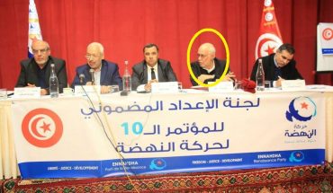 عندما تحاول إذاعة « موزاييك » تلميع صورة الإخواني التكفيري العتيق احميدة النيفر عندما تحاول إذاعة « موزاييك » تلميع صورة الإخواني التكفيري العتيق احميدة النيفر