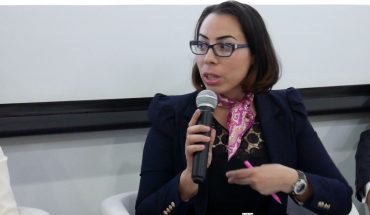 نادية عكاشة ستبَيِّن للتونسيين من الخائن و من المتآمر و من المتحيّل نادية عكاشة ستبَيِّن للتونسيين من الخائن و من المتآمر و من المتحيّل