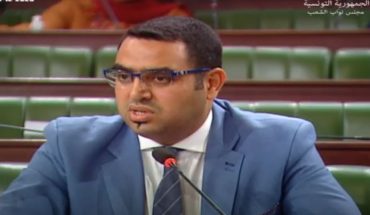 الرابطة التونسية للدفاع عن حقوق الإنسان تدين بأشد العبارات ما قام به النائب الإخواني من دهس بسيارته لمحتجات سلميات الرابطة التونسية للدفاع عن حقوق الإنسان تدين بأشد العبارات ما قام به النائب الإخواني من دهس بسيارته لمحتجات سلميات
