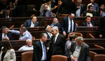 Israël : le parlement se dissout et appelle à de nouvelles élections Israël : le parlement se dissout et appelle à de nouvelles élections
