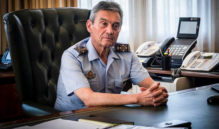 Covid-19 : Le chef d’état-major de l’armée espagnole démissionne pour s’être fait vacciner trop tôt