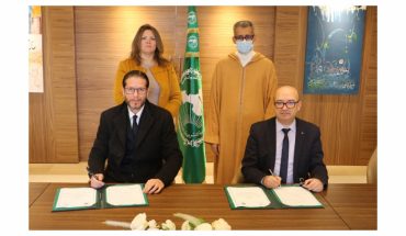 منظمة الألكسو تمضي اتفاقية تعاون مع الجمعية التونسية لوقاية الطفولة والشباب من مخاطر المعلوماتية منظمة الألكسو تمضي اتفاقية تعاون مع الجمعية التونسية لوقاية الطفولة والشباب من مخاطر المعلوماتية