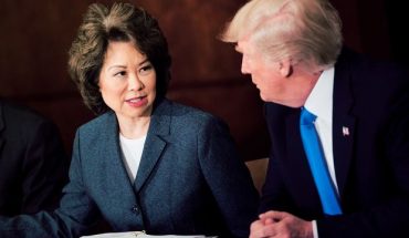 Etats-unis : la ministre des transports quitte la barque de Donald Trump Etats-unis : la ministre des transports quitte la barque de Donald Trump