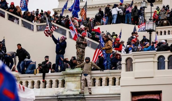 La mascarade du Capitole et la fiction démocratique