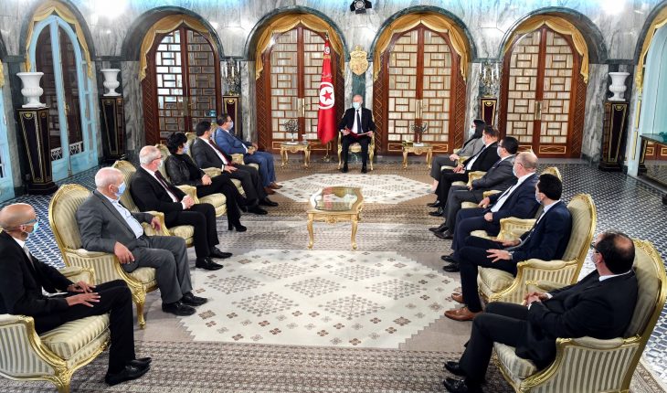 قيس سعيد يذكّر بأن التحوير الوزاري الأخير تشوبه العديد من الخروقات