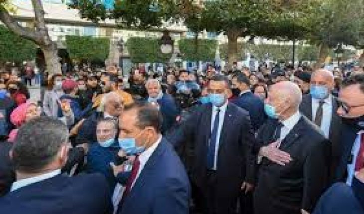 Un calife sur l’avenue