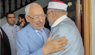 الحرباء عبد الفتاح مورو يدعو راشد الغنوشي إلى الإنسحاب من الحياة السياسية الحرباء عبد الفتاح مورو يدعو راشد الغنوشي إلى الإنسحاب من الحياة السياسية