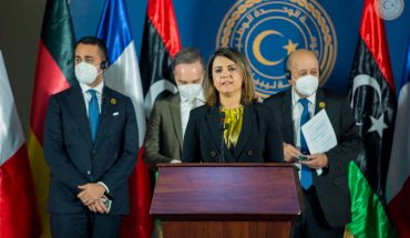 بحظور ثلاث وزراء أوروبيين، وزيرة الخارجية الليبية تشدد على أن مبدأ السيادة الوطنية غير قابل للتفاوض بحظور ثلاث وزراء أوروبيين، وزيرة الخارجية الليبية تشدد على أن مبدأ السيادة الوطنية غير قابل للتفاوض