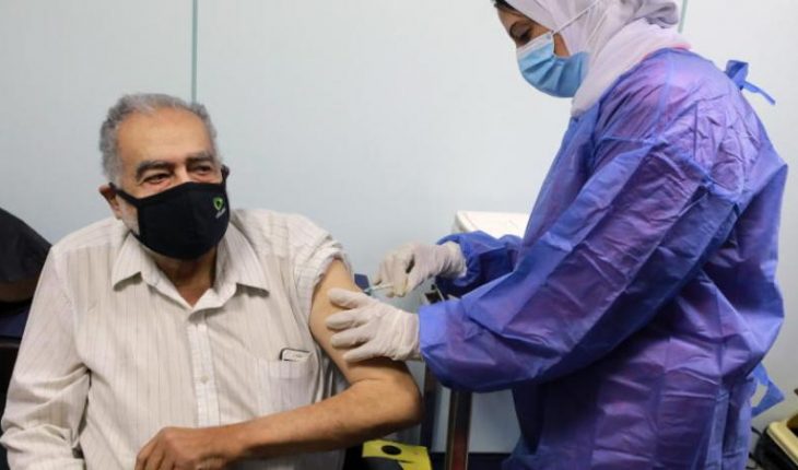 مصر تبدأ حملة التطعيم الشاملة ضد فيروس كورونا