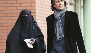 Suisse : Rachid Nekkaz s’engage à payer les amendes pour port du niqab Suisse : Rachid Nekkaz s’engage à payer les amendes pour port du niqab