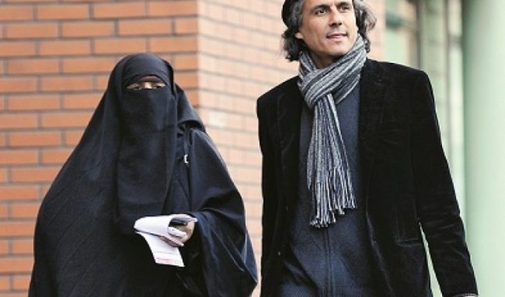 Suisse : Rachid Nekkaz s’engage à payer les amendes pour port du niqab