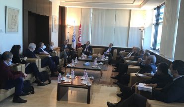 وفد من مجموعة البنك الدولي في جلسة عمل بمقر اتحاد الأعراف التونسيين وفد من مجموعة البنك الدولي في جلسة عمل بمقر اتحاد الأعراف التونسيين