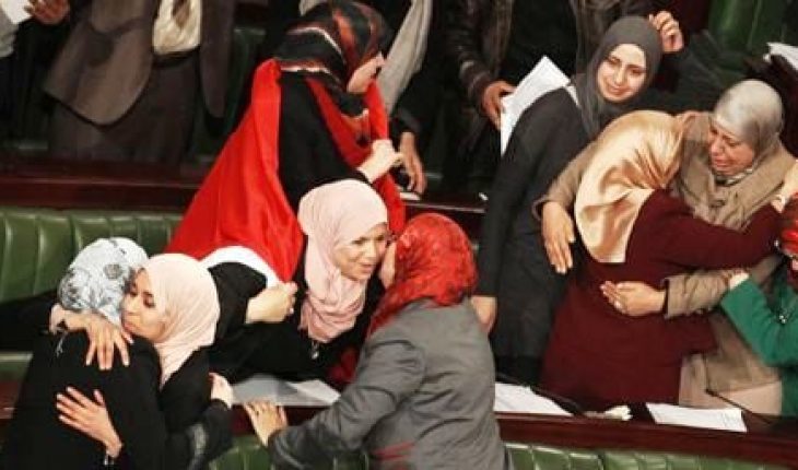 Bourguba doit tourner dans sa tombe quand il voit ces femmes calfeutrées sous leur linceul
