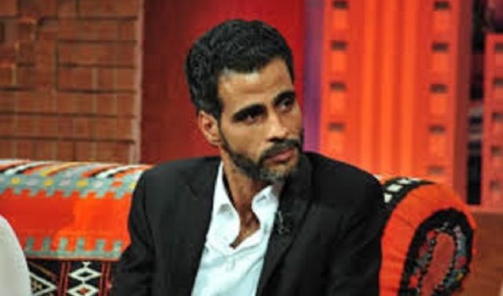 Mhedheb Rmili , un lugubre « artiste » heureux d’être Con