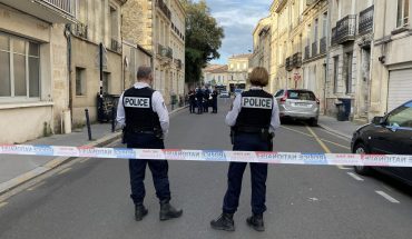 France : Une femme crie «Allah Akbar» et poignarde un policier à Bordeau France : Une femme crie «Allah Akbar» et poignarde un policier à Bordeau