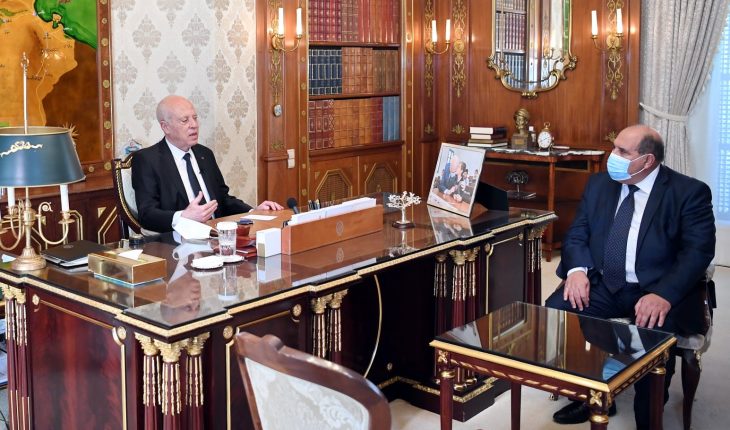 قيس سعيّد يؤكد أن هناك من يعمل على التنكيل بالشعب التونسي