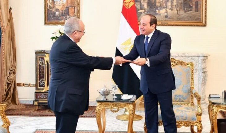 مصر والجزائر تدعمان إجراءات الرئيس قيس سعيد لتحقيق الاستقرار في البلاد