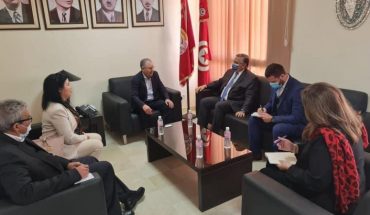 يقابل «المسؤولين» ويجوب البلاد أكثر من حكّامها…ماذا «يريد» السفير الأمريكي ؟ يقابل «المسؤولين» ويجوب البلاد أكثر من حكّامها…ماذا «يريد» السفير الأمريكي ؟