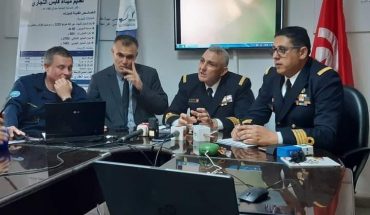 وزارة الدفاع تؤكد أنّ السفينة الغارقة في خليج قابس لا تحتوي أي غازوال وأنّ خزانات السفينة مملوءة بمياه البحر وزارة الدفاع تؤكد أنّ السفينة الغارقة في خليج قابس لا تحتوي أي غازوال وأنّ خزانات السفينة مملوءة بمياه البحر