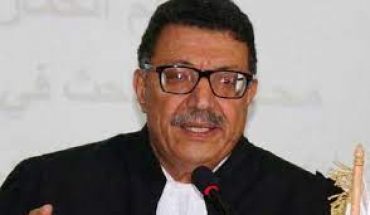 بعض من عمداء المحامين السابقين يطالبون العميد بودربالة بالانسحاب من المشاركة في لجنة حوار قيس سعيد بعض من عمداء المحامين السابقين يطالبون العميد بودربالة بالانسحاب من المشاركة في لجنة حوار قيس سعيد