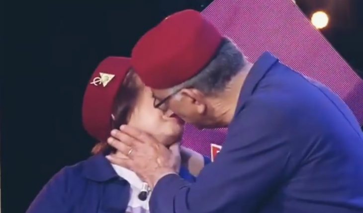 Détrompez-vous ! Ce n’est pas le premier baiser qu’on a vu à la télé