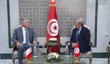 L’ambassadeur de France à Tunis rappelle la nécessité d’un dialogue inclusif dans le processus institutionnel L’ambassadeur de France à Tunis rappelle la nécessité d’un dialogue inclusif dans le processus institutionnel
