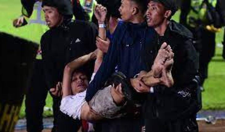 Indonésie : Des dizaines de morts après une bousculade et des affrontements à l’issue d’un match de football