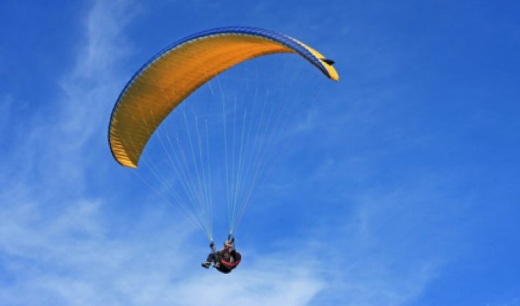 Maroc : Un migrant clandestin parvient à rejoindre l’enclave espagnole de Melilla en parapente